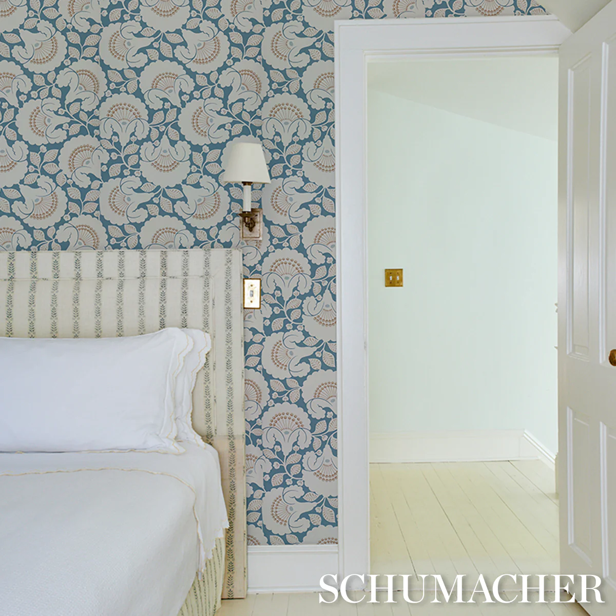 5010374 | Jackie, Indigo - Schumacher Wallpaper - Image 5