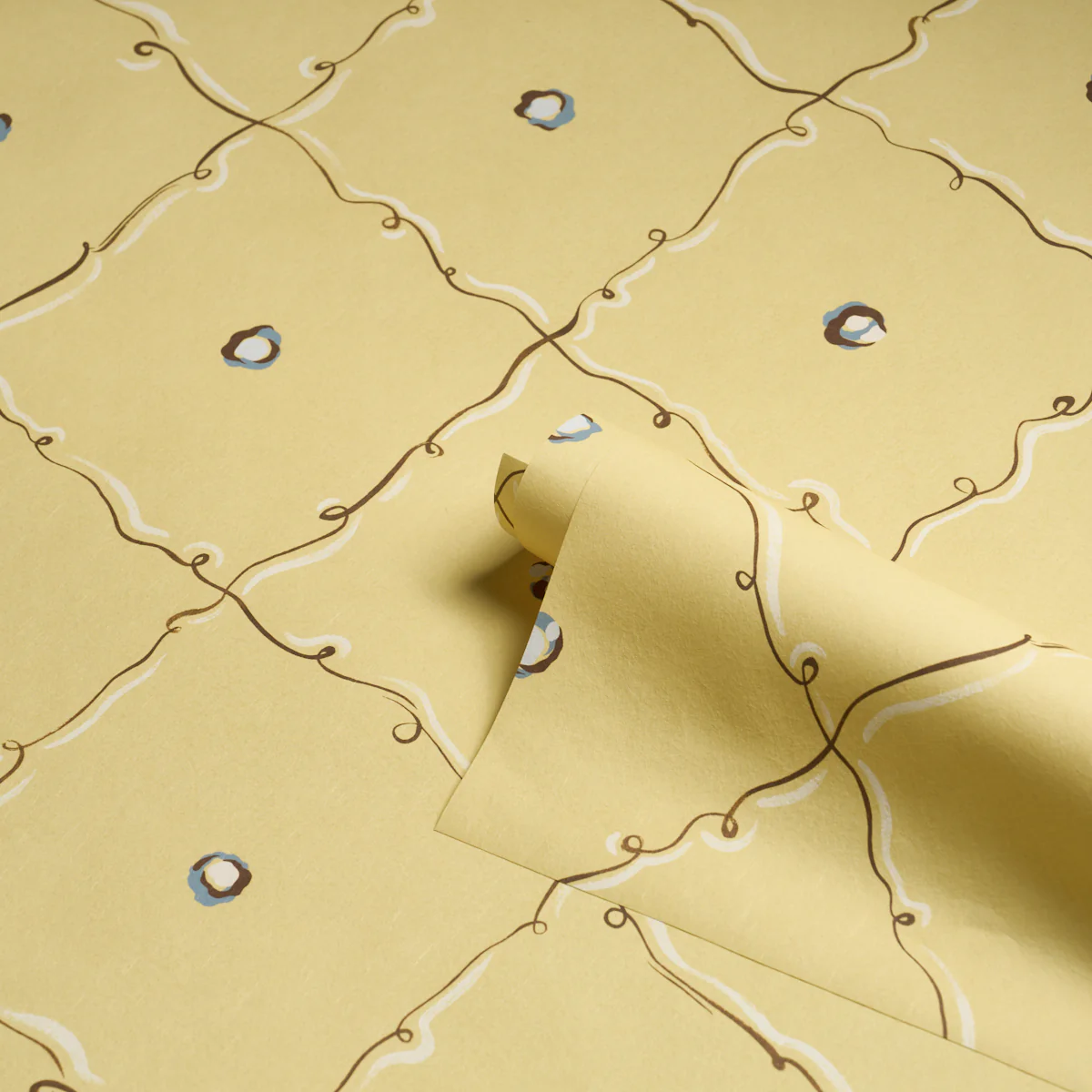 5017373 | Colette, Light Yellow - Schumacher Wallpaper - Image 4