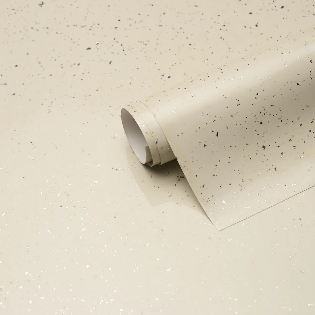 5017681 | Nova Texture, Pearl - Schumacher Wallpaper - Image 3