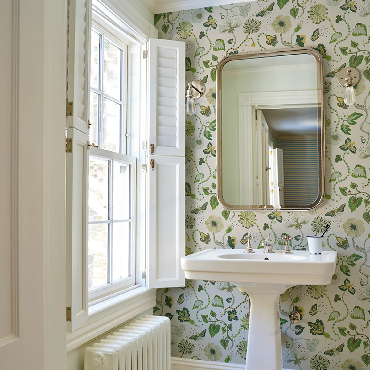 5018061 | Gloriette, Green - Schumacher Wallpaper - Image 6