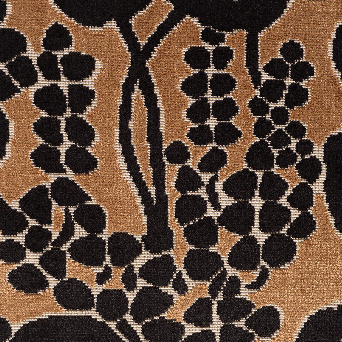 84790 | Emelie Velvet, Bronze & Noir - Schumacher Fabric - Image 4