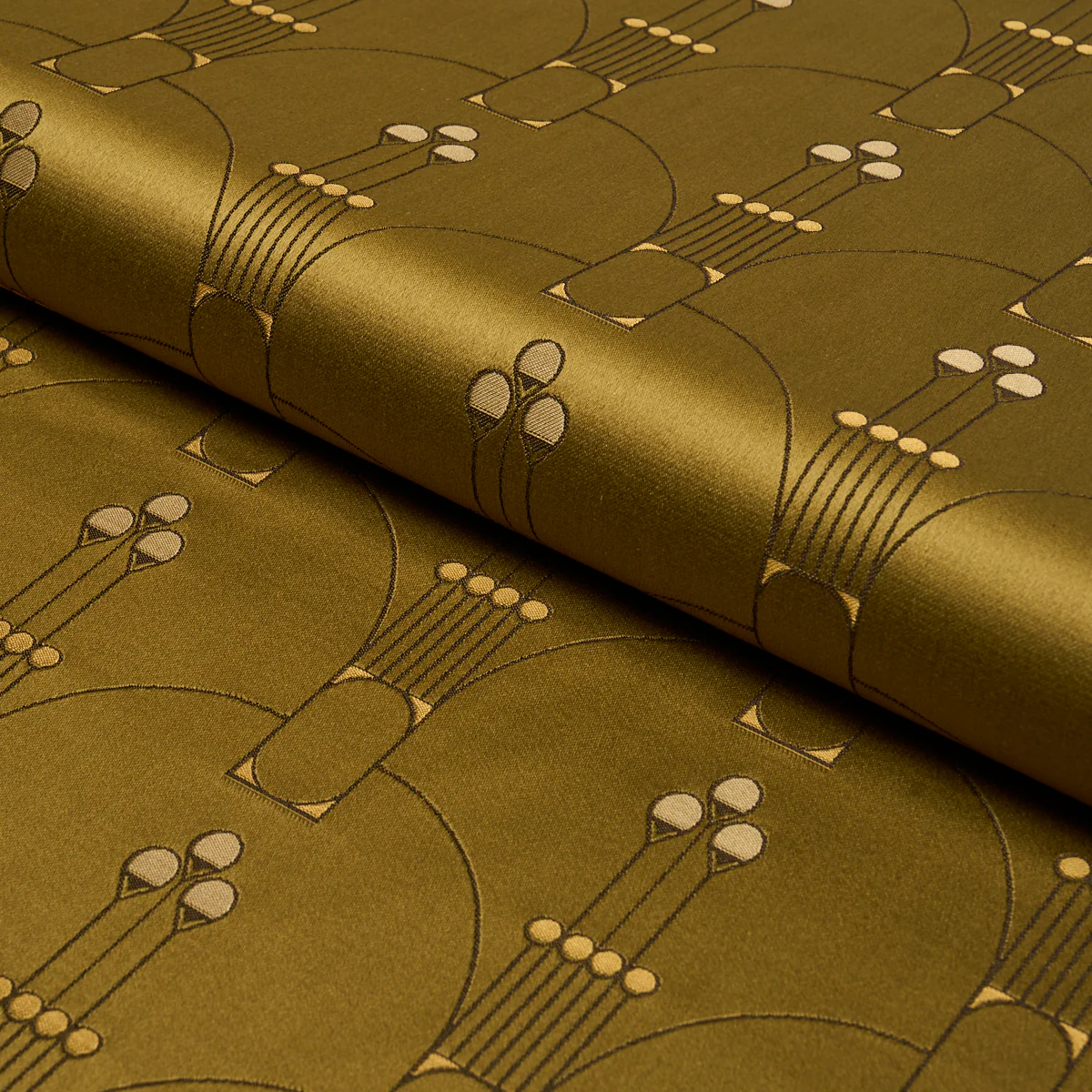 85601 | Swanson Scallop, Olive - Schumacher Fabric - Image 5
