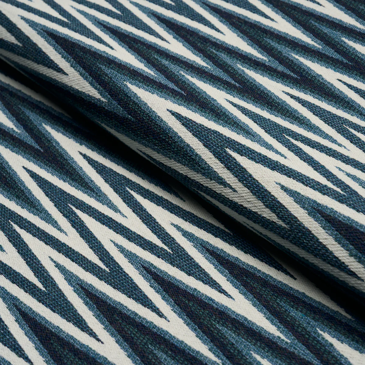 87030 | Wedge Weave, Blue - Schumacher Fabric - Image 4