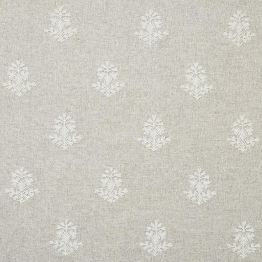 Am100455.161.0 | Alba, Andrew Martin Folklore - Kravet Couture Fabric