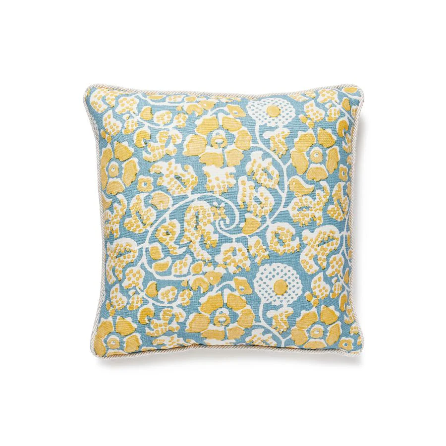 GWMAIDFPILL0002 | Maiden Floral, Aruba - Scalamandre Pillows