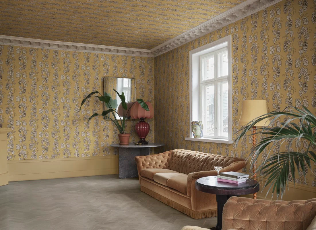 S10661 | Carla, Honey - Sandberg Wallpaper - Image 2
