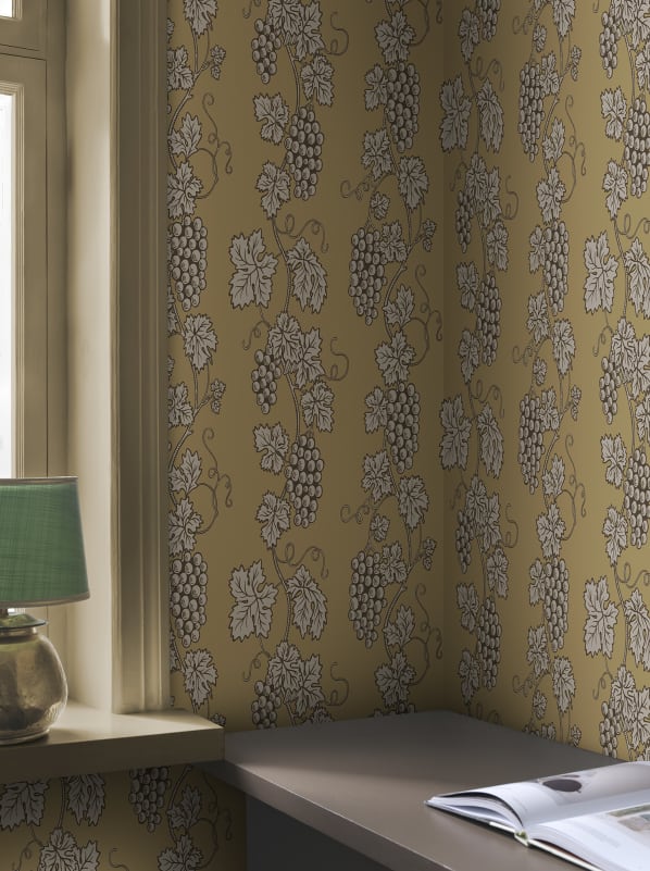 S10661 | Carla, Honey - Sandberg Wallpaper - Image 3