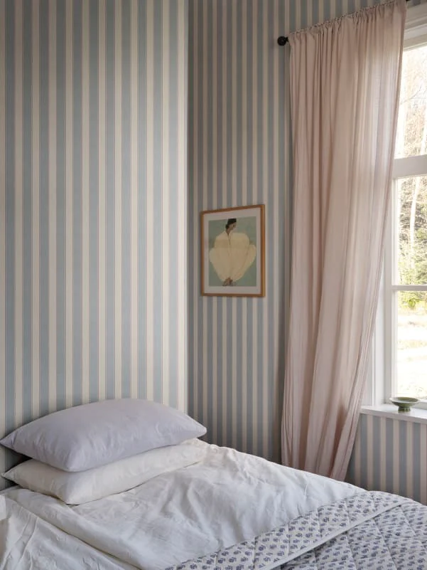 S10749 | Henrik, Light Blue - Sandberg Mural - Image 2