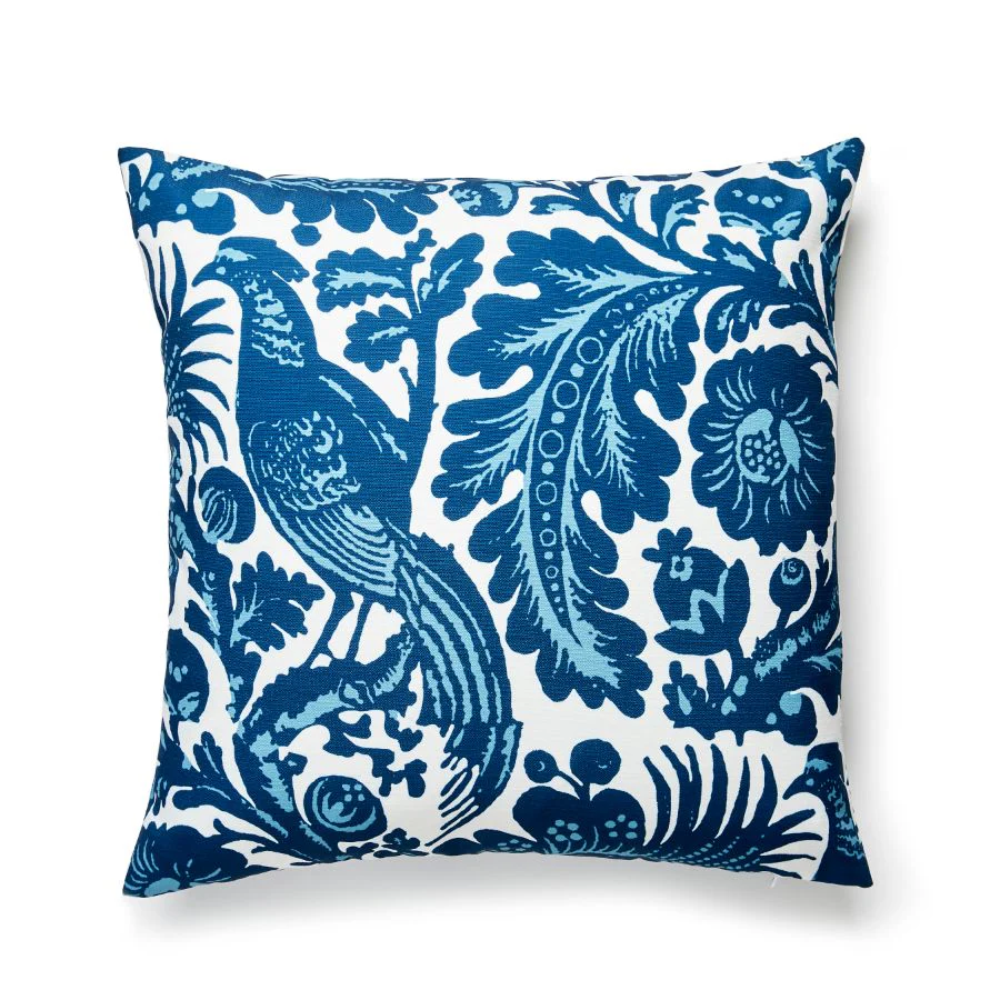SCSPOLPILL0001 | Spoleto Outdoor, Light & Dark Blue On White - Scalamandre Pillows