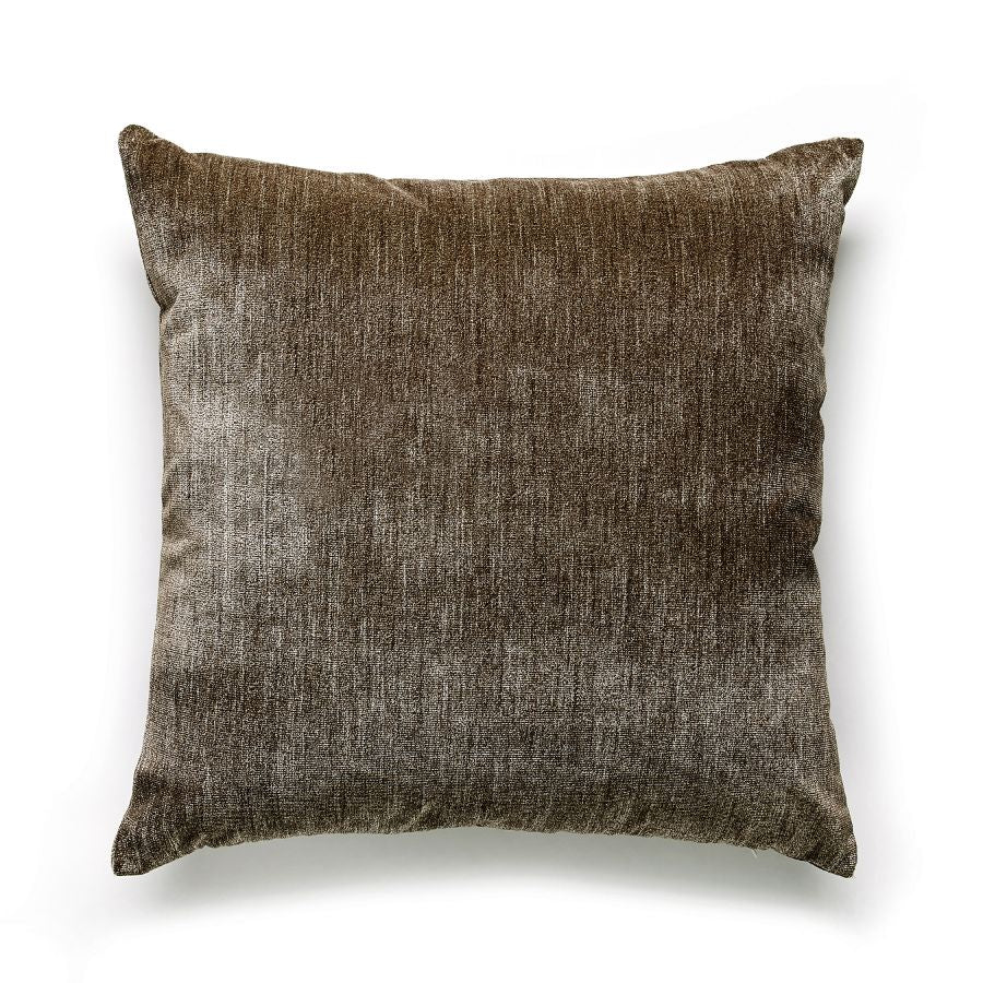 VPSUPRMPILL0772 | Supreme Velvet, Walnut - Scalamandre Pillows